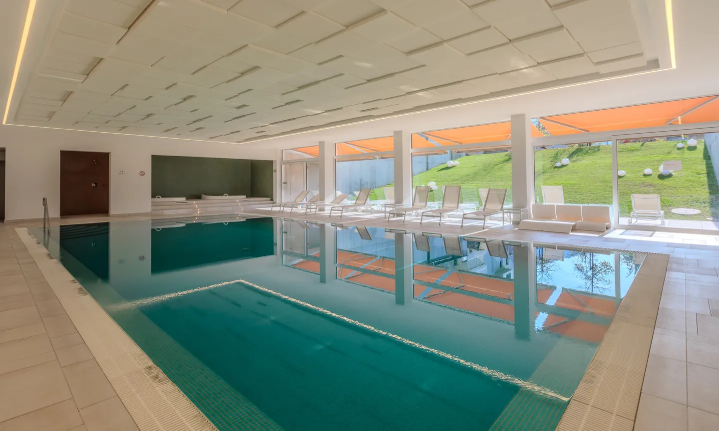 ELEGANT 4.5 ROOMS WITH LARGE GARDEN IN LUGANO FIGINO - Photo 7 of 9