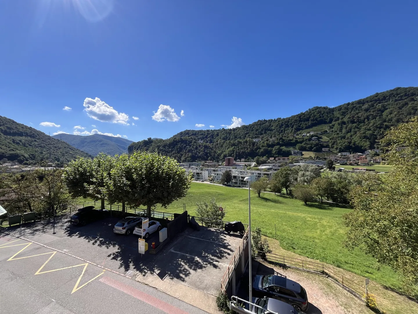 AFFITTASI 5 LOCALI CON GIARDINO IN NUCLEO A BARBENGO - Foto 2 di 9