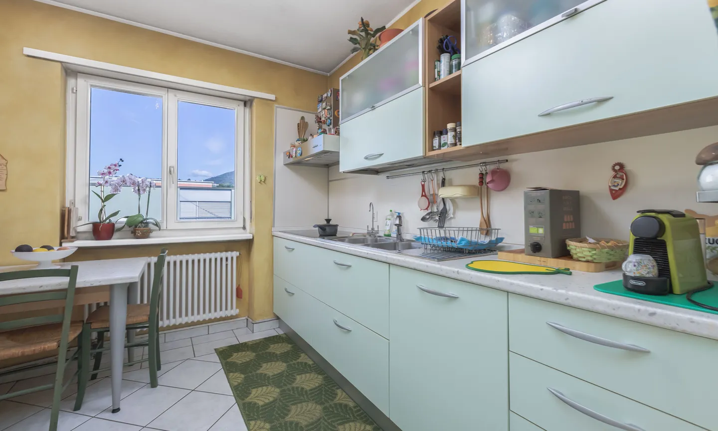GELEGENHEIT - 4.5 ZIMMER WOHNUNG IN STABIO - Foto 4 von 10