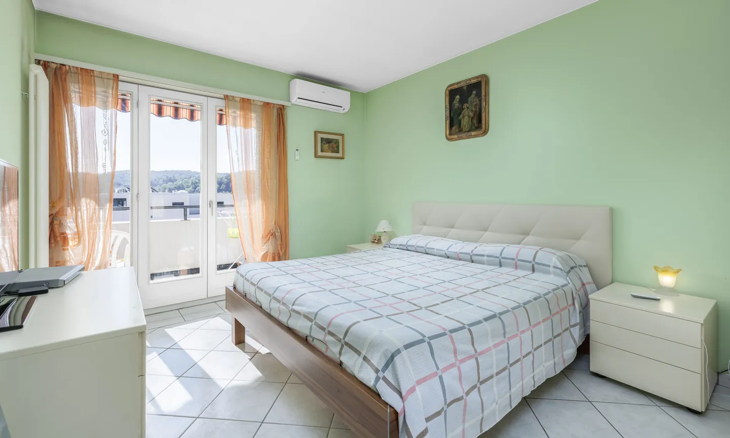 GELEGENHEIT - 4.5 ZIMMER WOHNUNG IN STABIO - Foto 5 von 10