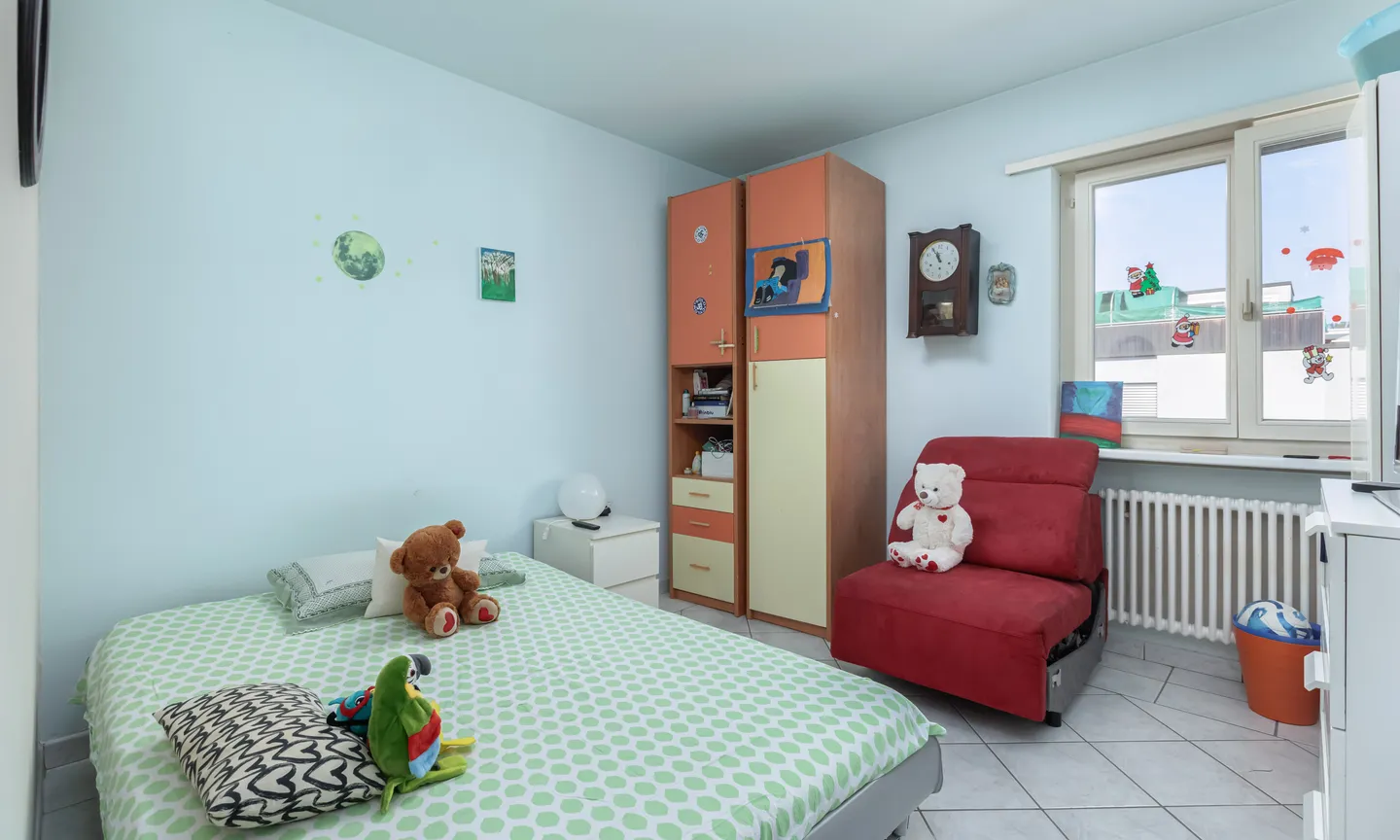 GELEGENHEIT - 4.5 ZIMMER WOHNUNG IN STABIO - Foto 8 von 10