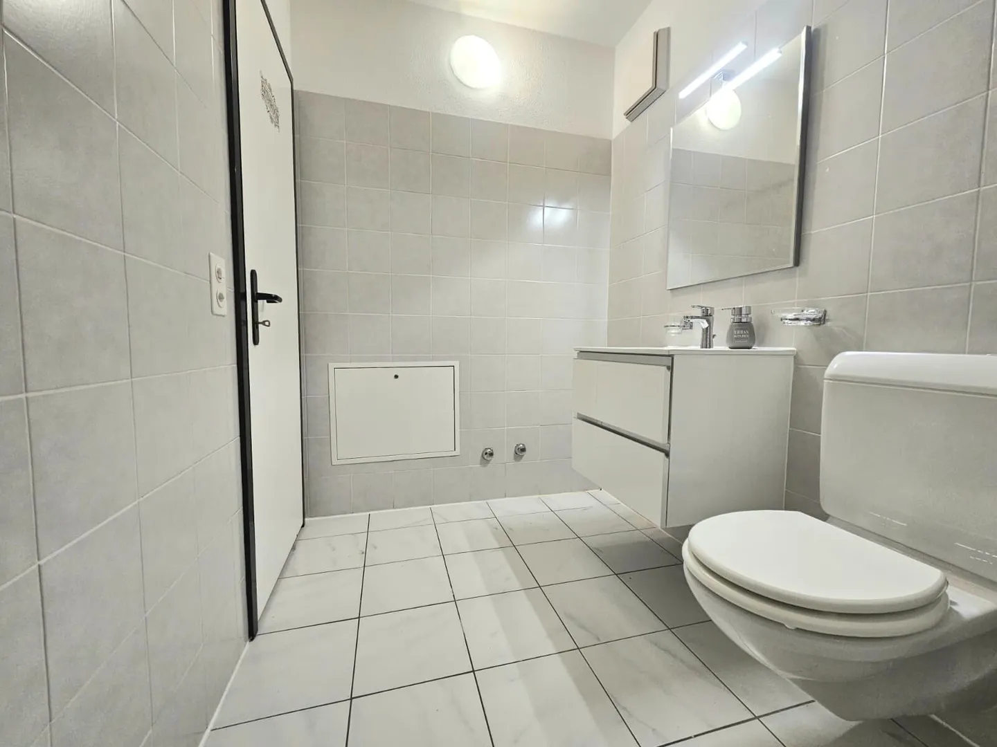 AFFITTASI MONOLOCALE CON ARREDO NUOVO IN ZONA CORNAREDO - Foto 7 di 9