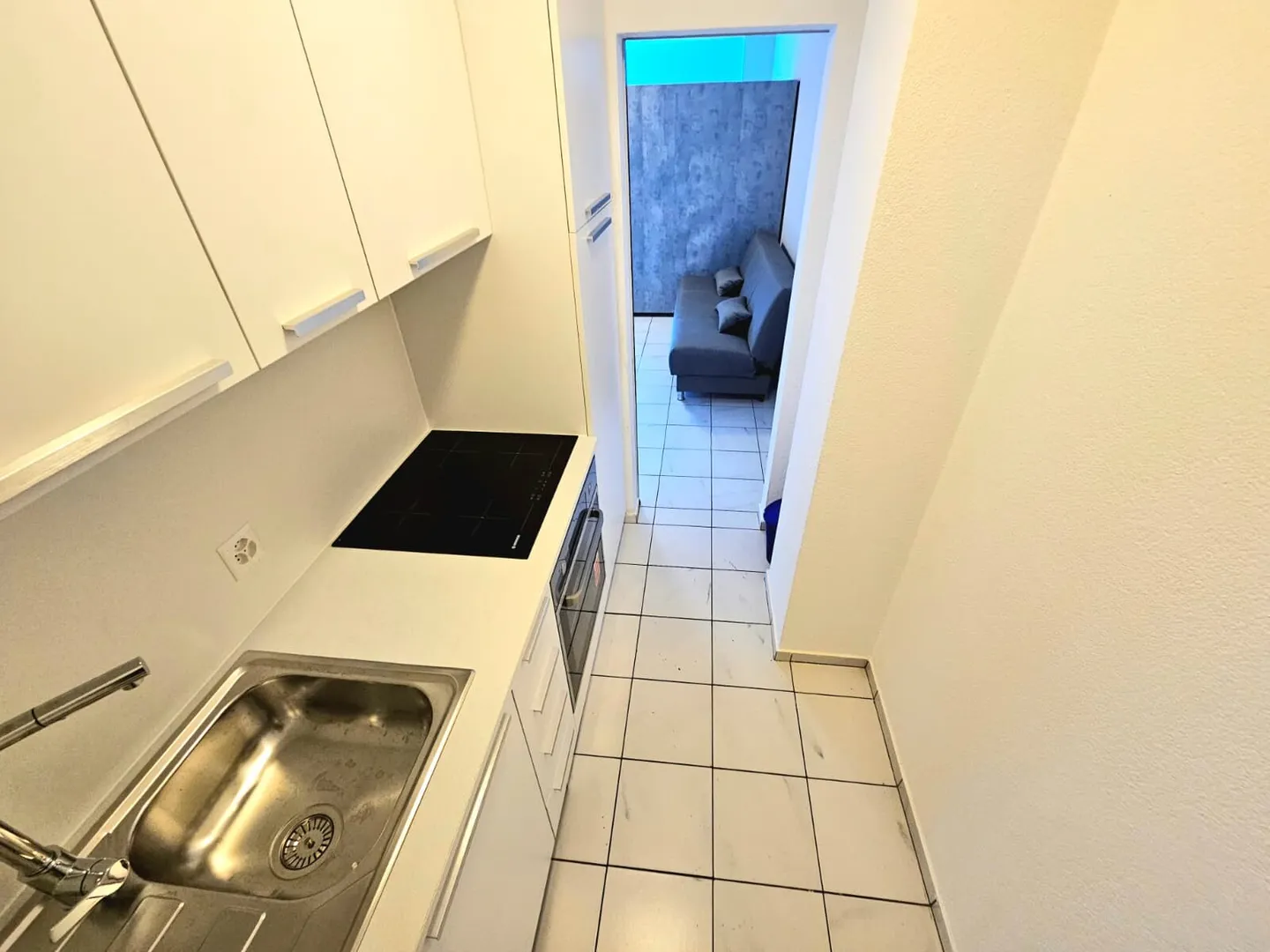 AFFITTASI MONOLOCALE CON ARREDO NUOVO IN ZONA CORNAREDO - Foto 3 di 9