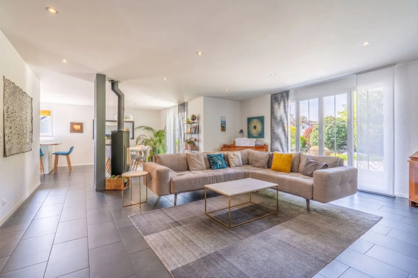 Spacious quiet terraced house in Etoy - Photo 2 of 11