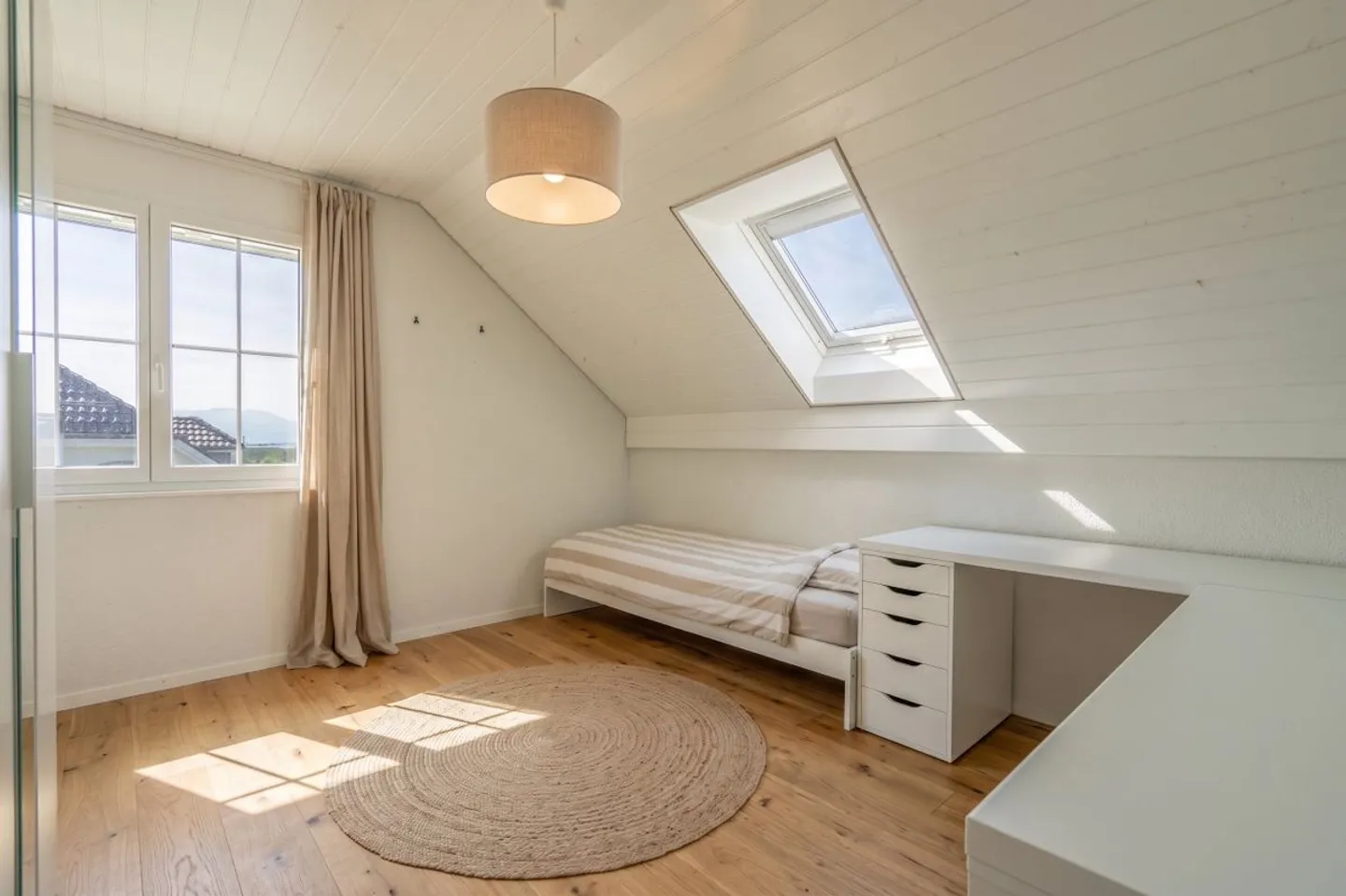 Spacious quiet terraced house in Etoy - Photo 4 of 11