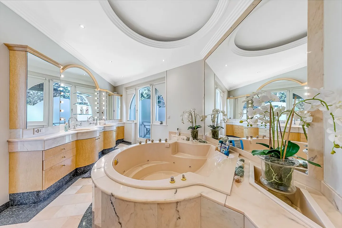 Magnificent detached villa with breathtaking views on the heights of Montreux - Foto 13 di 13