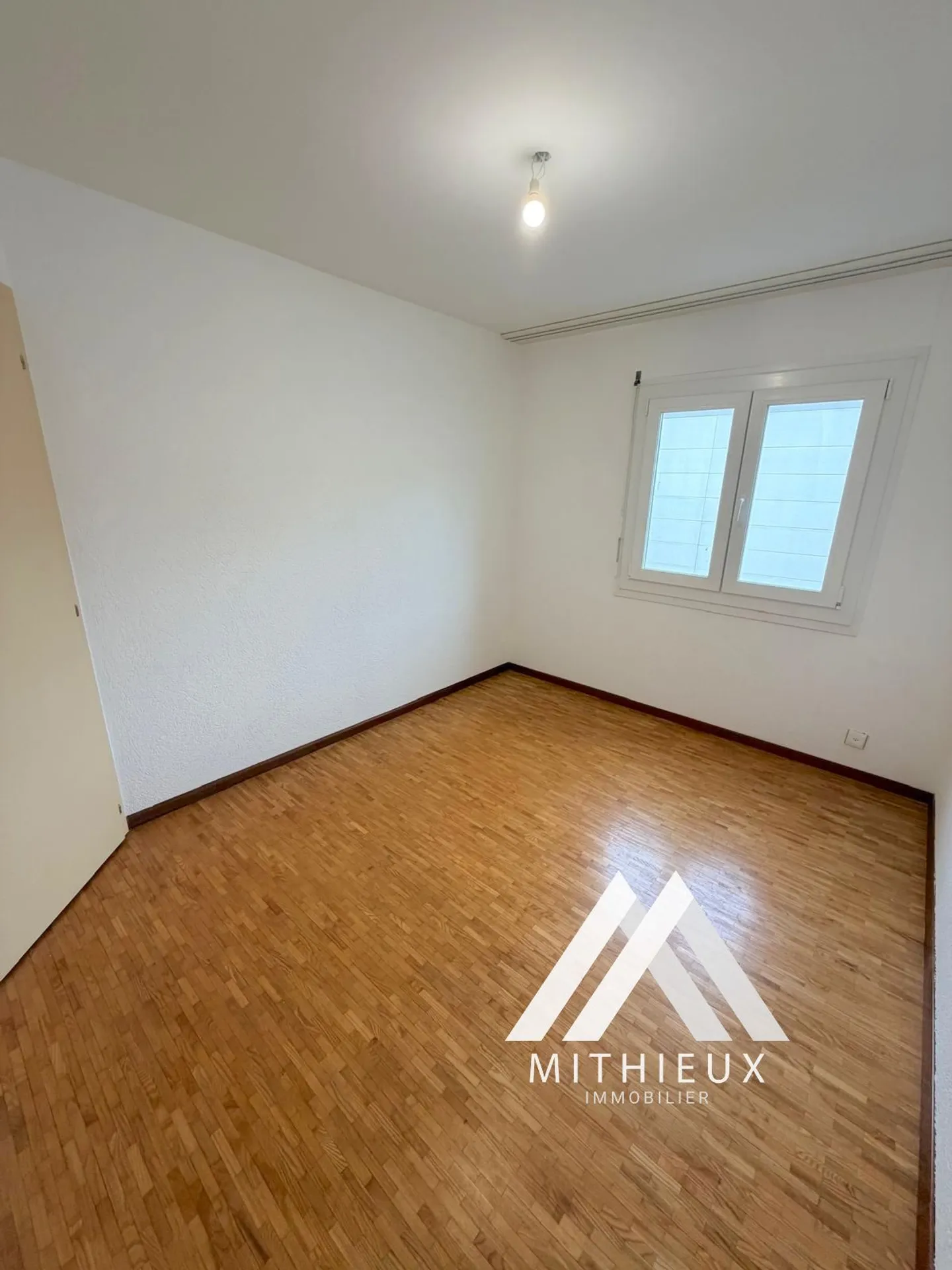 In affitto - Appartamento 4.5 locali idealmente situato a Conthey - Foto 6 di 10