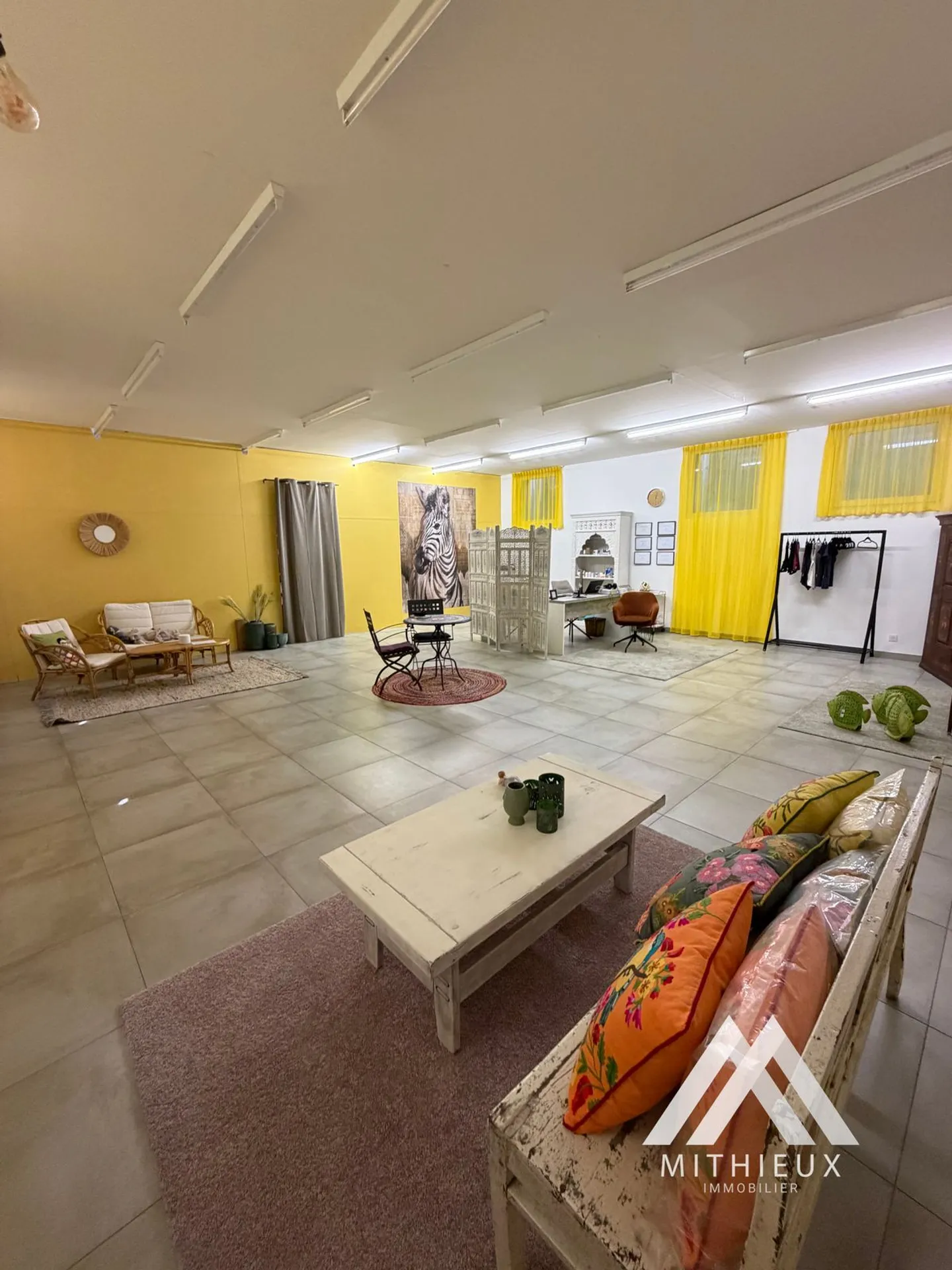 Surface commerciale d'environ 234 m² sur deux niveaux - Conthey - Foto 10 di 13