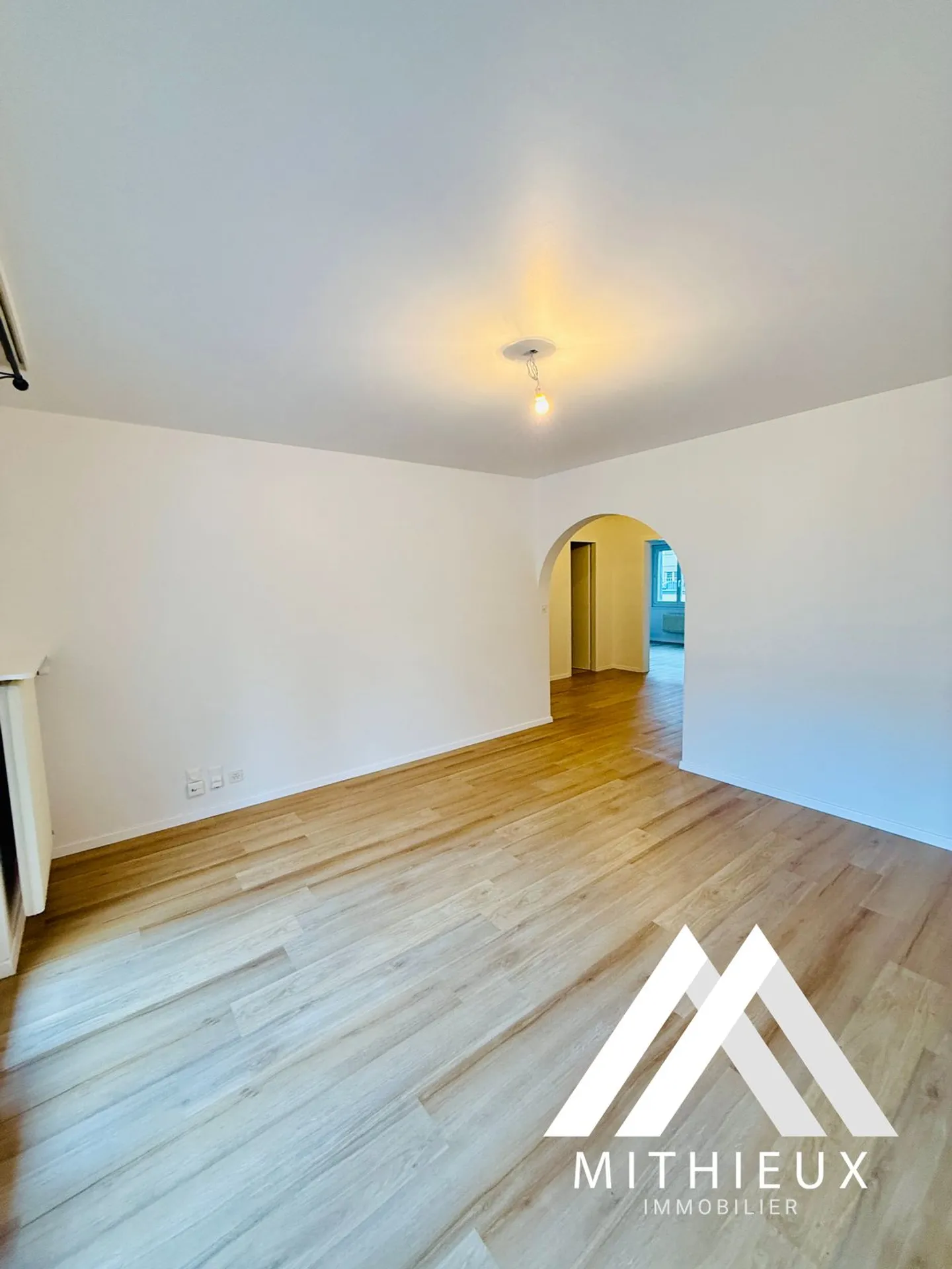 TRANSPARENT APARTMENT 82 M2 - 4 ROOMS! HYPER-CENTER SION - Photo 4 of 13