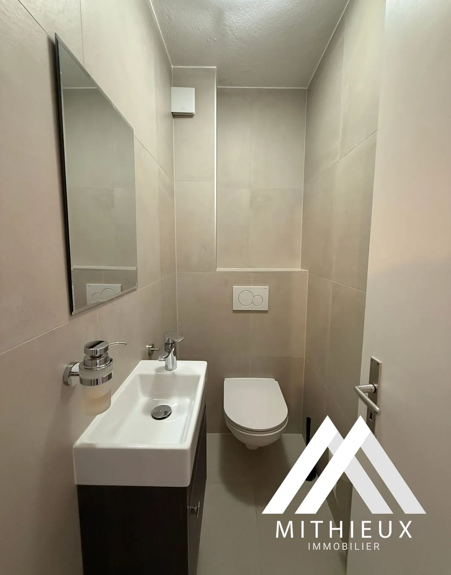 TRANSPARENT APARTMENT 82 M2 - 4 ROOMS! HYPER-CENTER SION - Photo 11 of 13