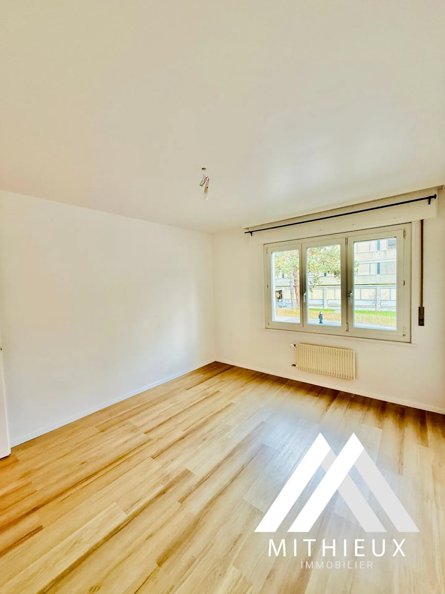 TRANSPARENT APARTMENT 82 M2 - 4 ROOMS! HYPER-CENTER SION - Photo 8 of 13