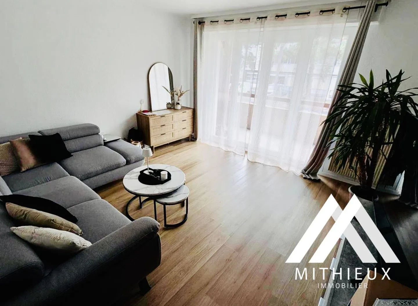 TRANSPARENT APARTMENT 82 M2 - 4 ROOMS! HYPER-CENTER SION - Photo 3 of 13