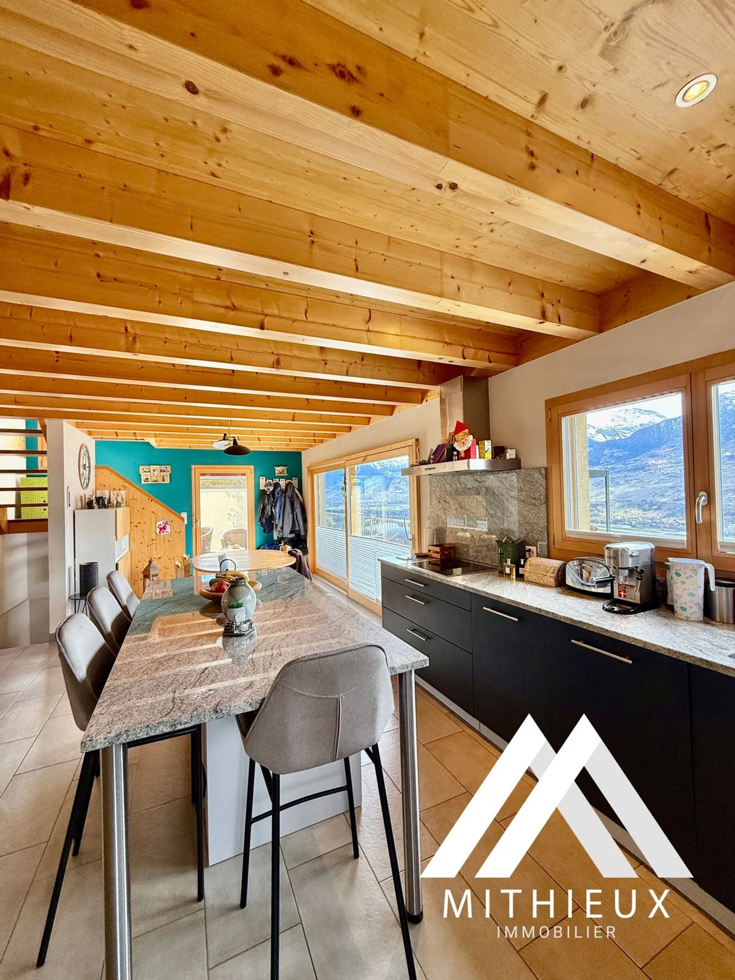 Modern Villa with Panoramic Views - Photo 7 of 13