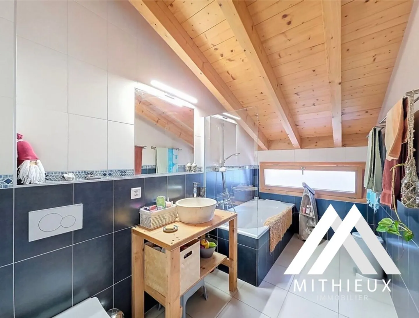 Modern Villa with Panoramic Views - Photo 13 of 13