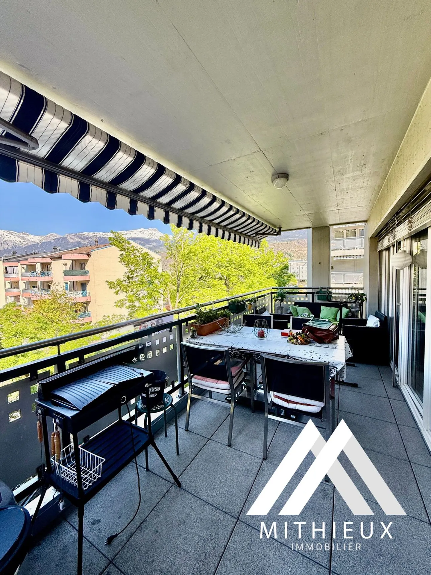 APPARTAMENTO DI 5.5 PCS, 132 M2! SION - Foto 3 di 13