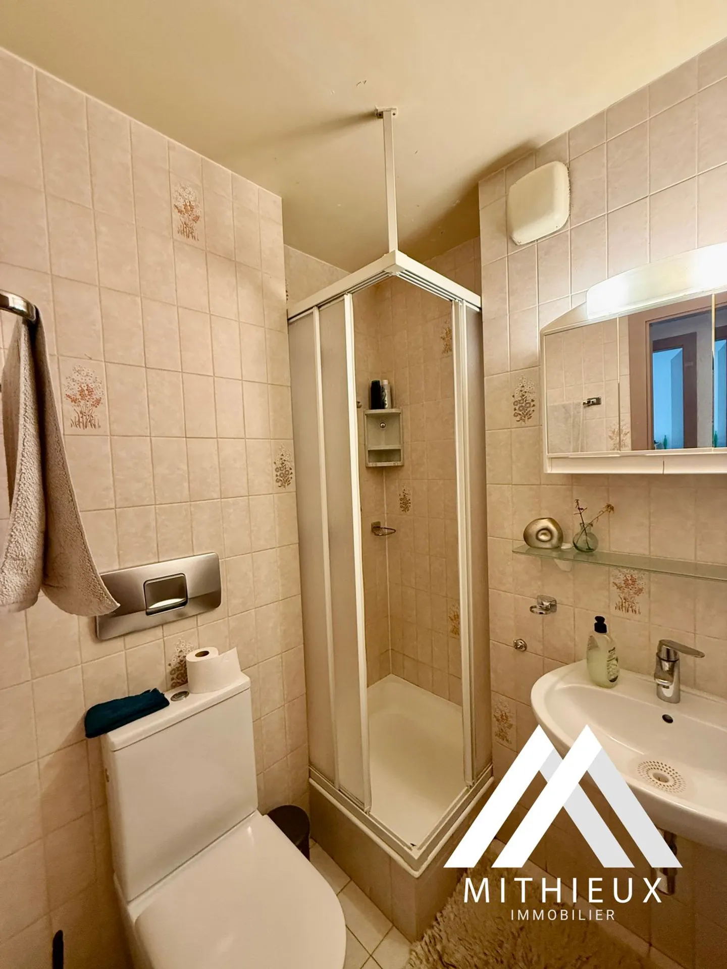BRIGHT 5-ROOM APARTMENT, 119 M2, SION! - Photo 10 of 13