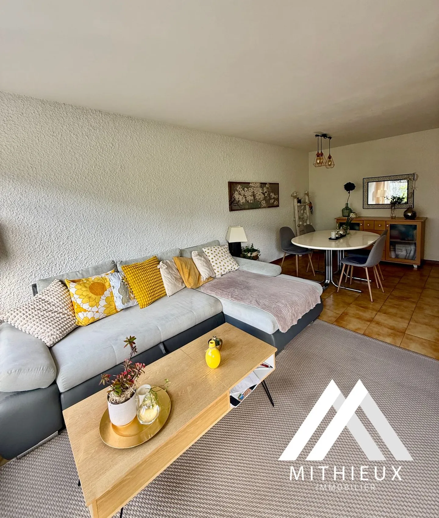 BRIGHT 5-ROOM APARTMENT, 119 M2, SION! - Photo 1 of 13