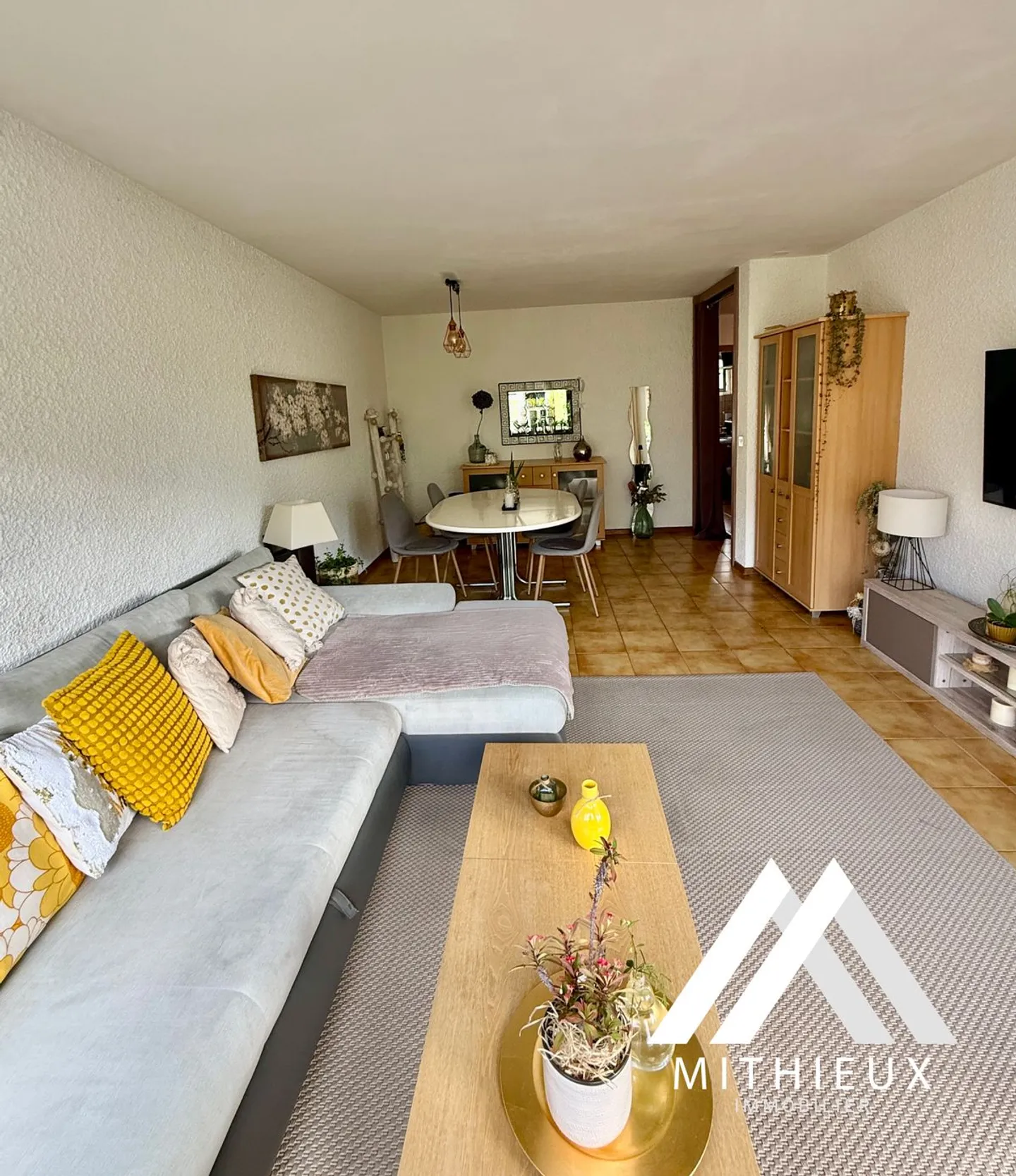 BRIGHT 5-ROOM APARTMENT, 119 M2, SION! - Photo 3 of 13