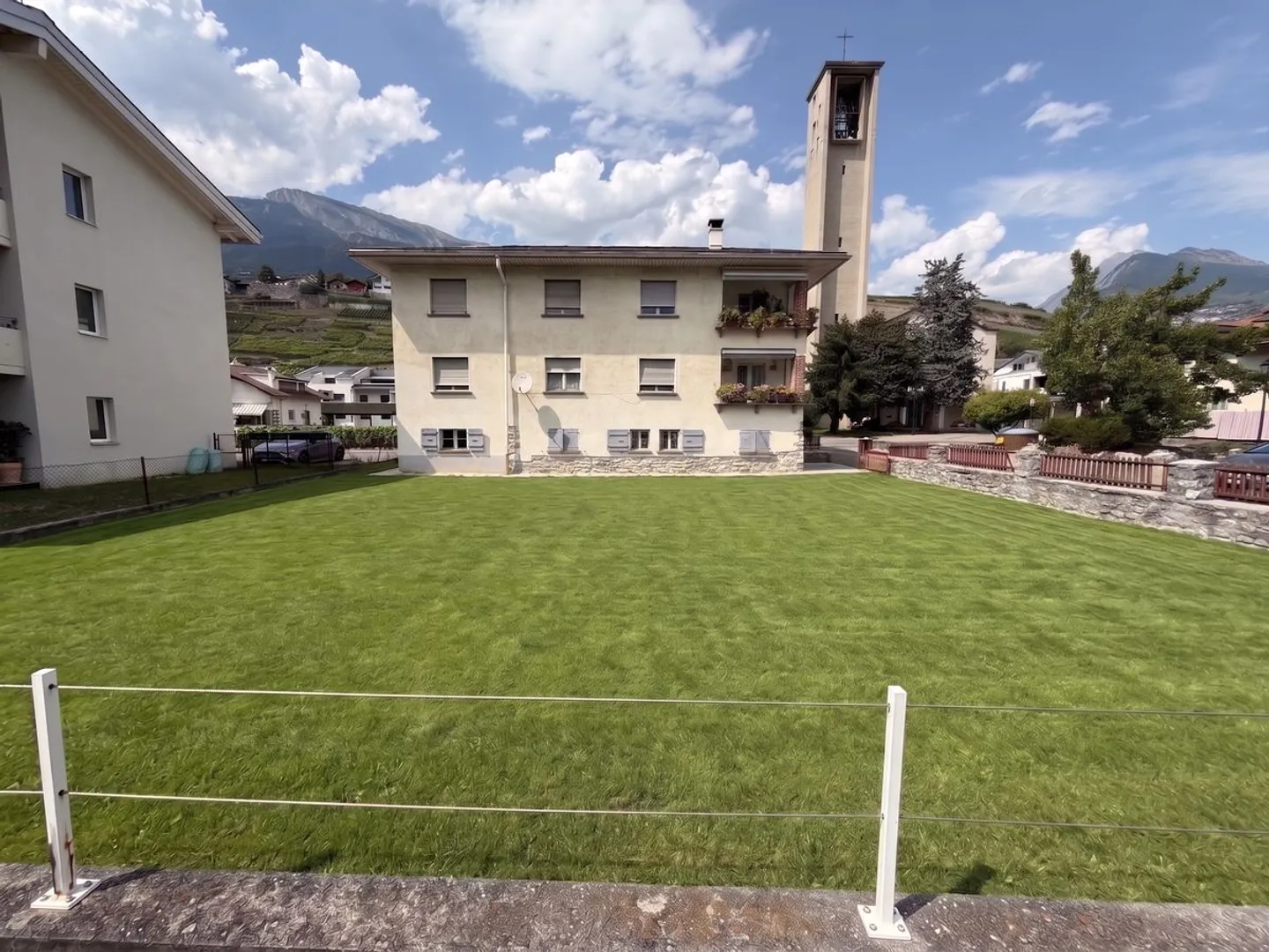 Immeuble d'Investissement à Conthey - Photo 1 sur 13