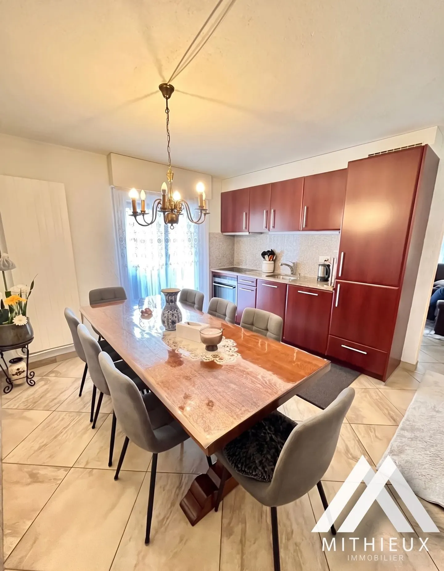 Appartement spacieux 4.5 Pces - Photo 4 sur 13