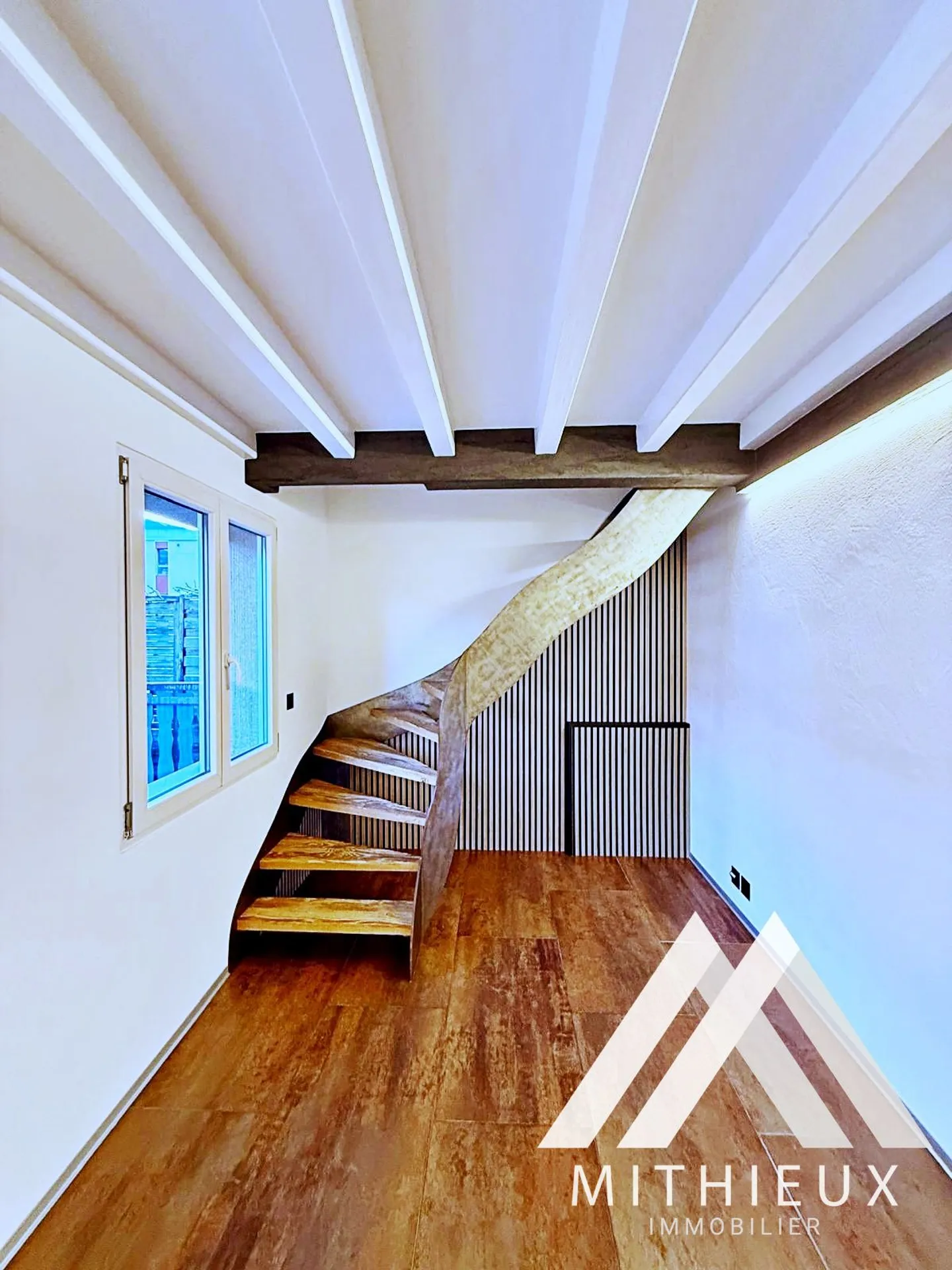 SAINT-LÉONARD - DUPLEX 4.5 ROOMS - FULLY RENOVATED - TERRACE - Photo 5 of 13