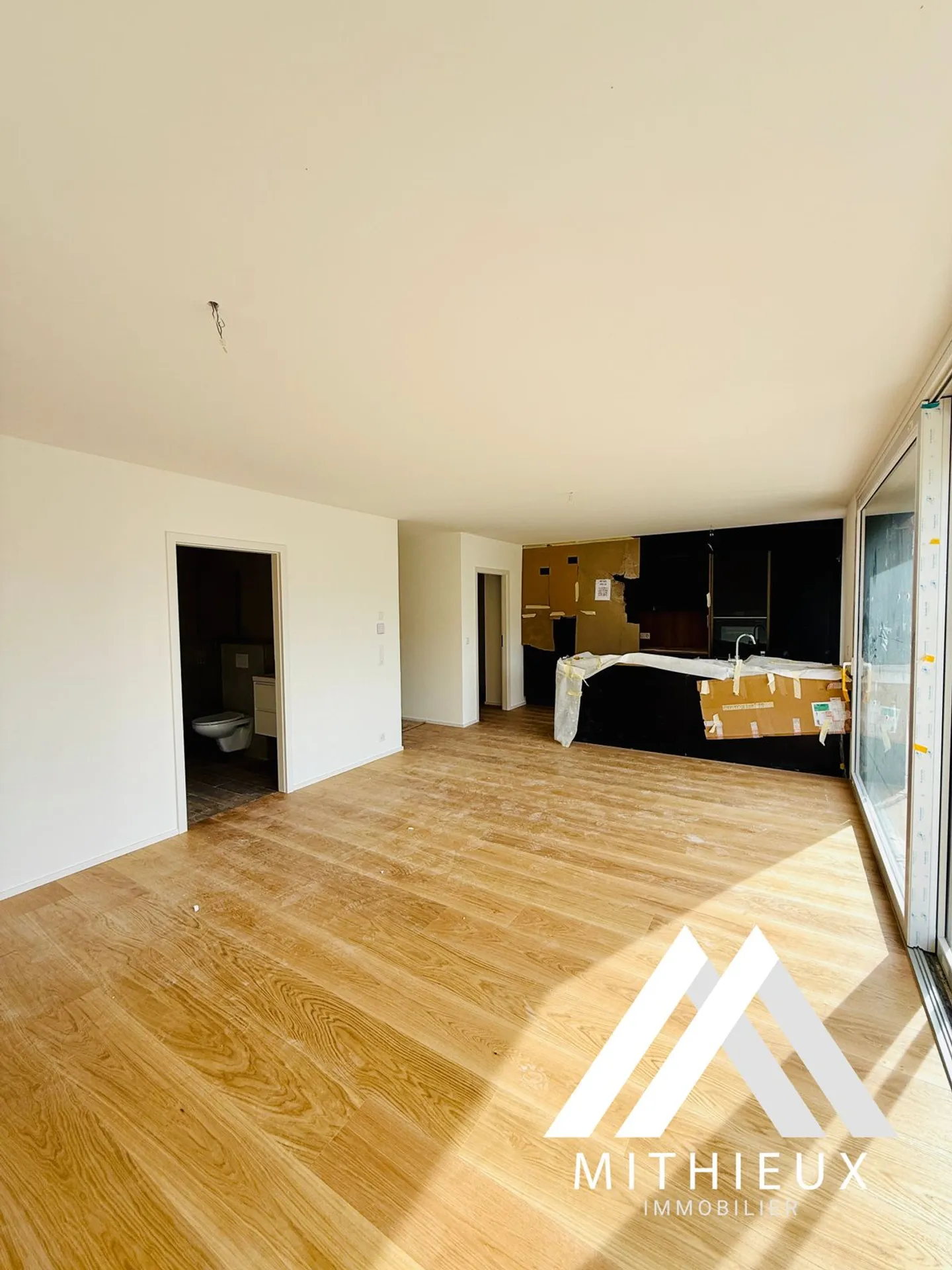 DACHGESCHOSS MIT 3,5 ZIMMERN, 112 M2 - SION (LIEFERUNG DEZEMBER 2025) - Foto 4 von 13