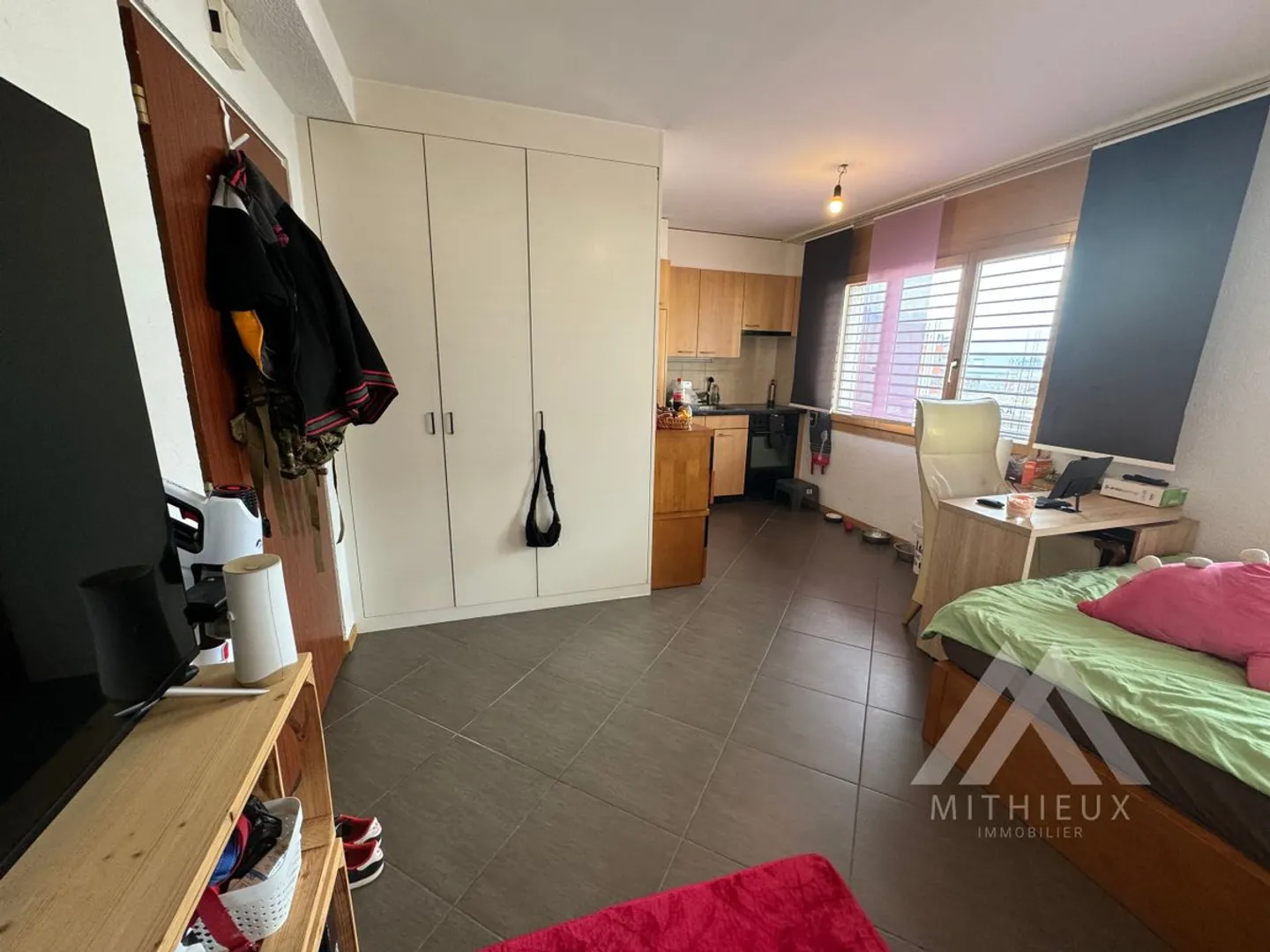 For Rent: Charming studio ideally located in Conthey - Photo 3 of 6