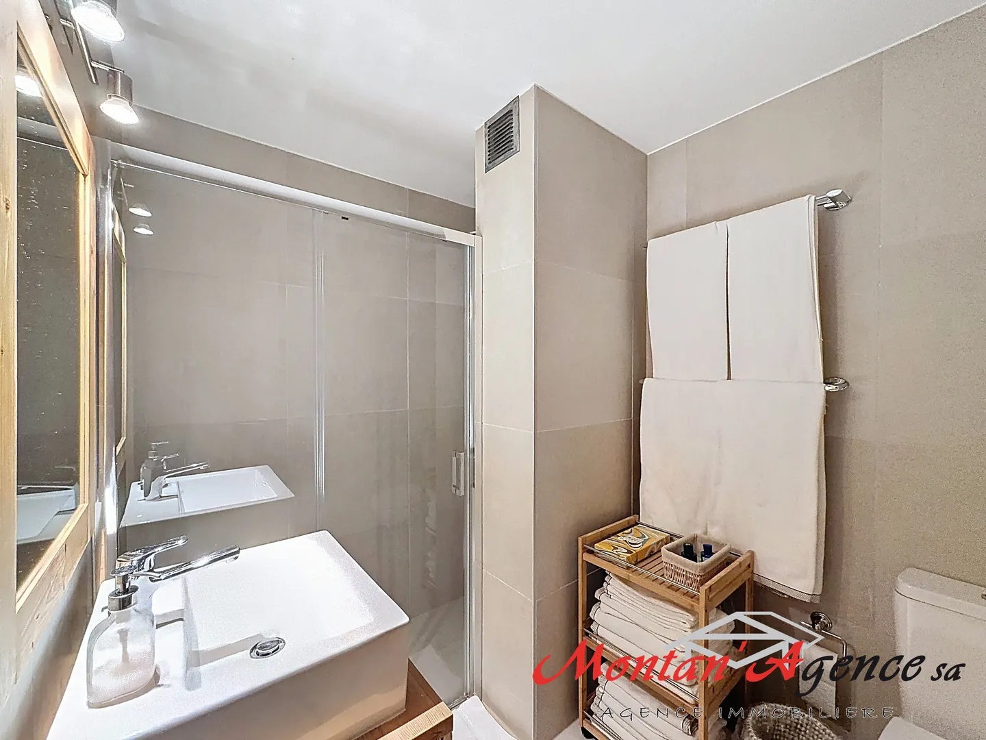 Appartement rénové près des remontées - Photo 5 sur 12