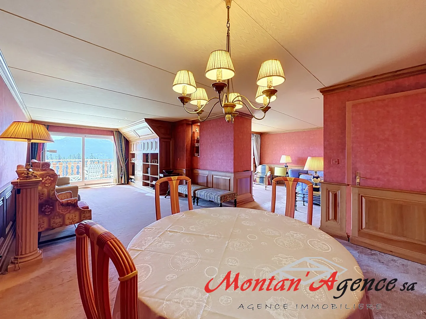 Appartement spacieux avec vue sur les Alpes - Photo 3 sur 11