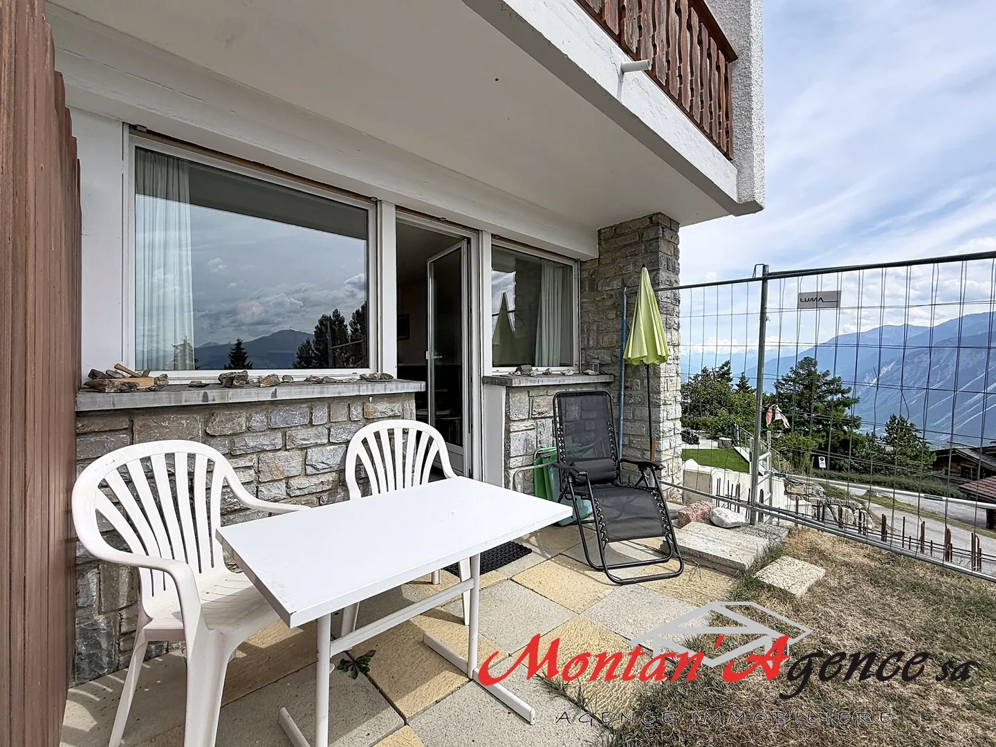 Charming Apartment Near Ski Lifts - Photo 7 of 8