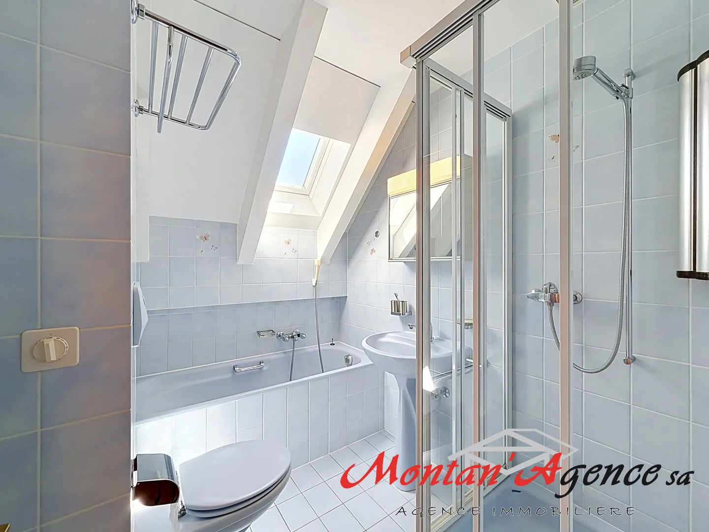 Appartement spacieux avec vue sur les Alpes - Photo 8 sur 11