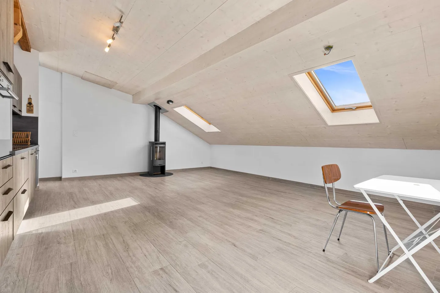 Charmant Attique à Rivaz - Photo 4 sur 10