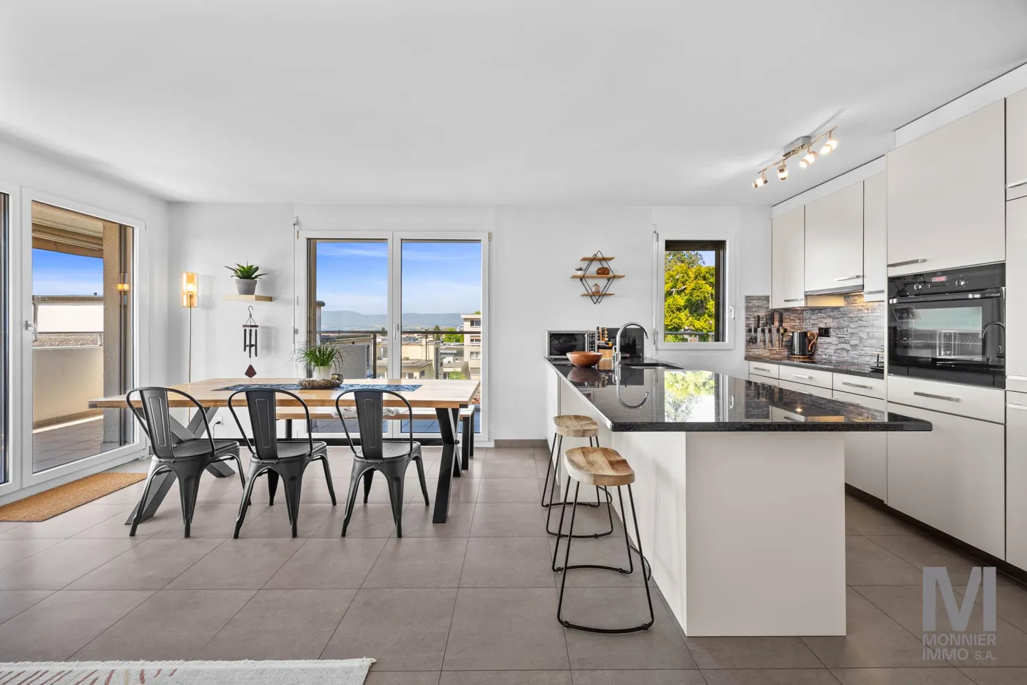 Erhabene 4,5 Zimmer in Lausanne (Quartier Bergières) - Foto 3 von 13