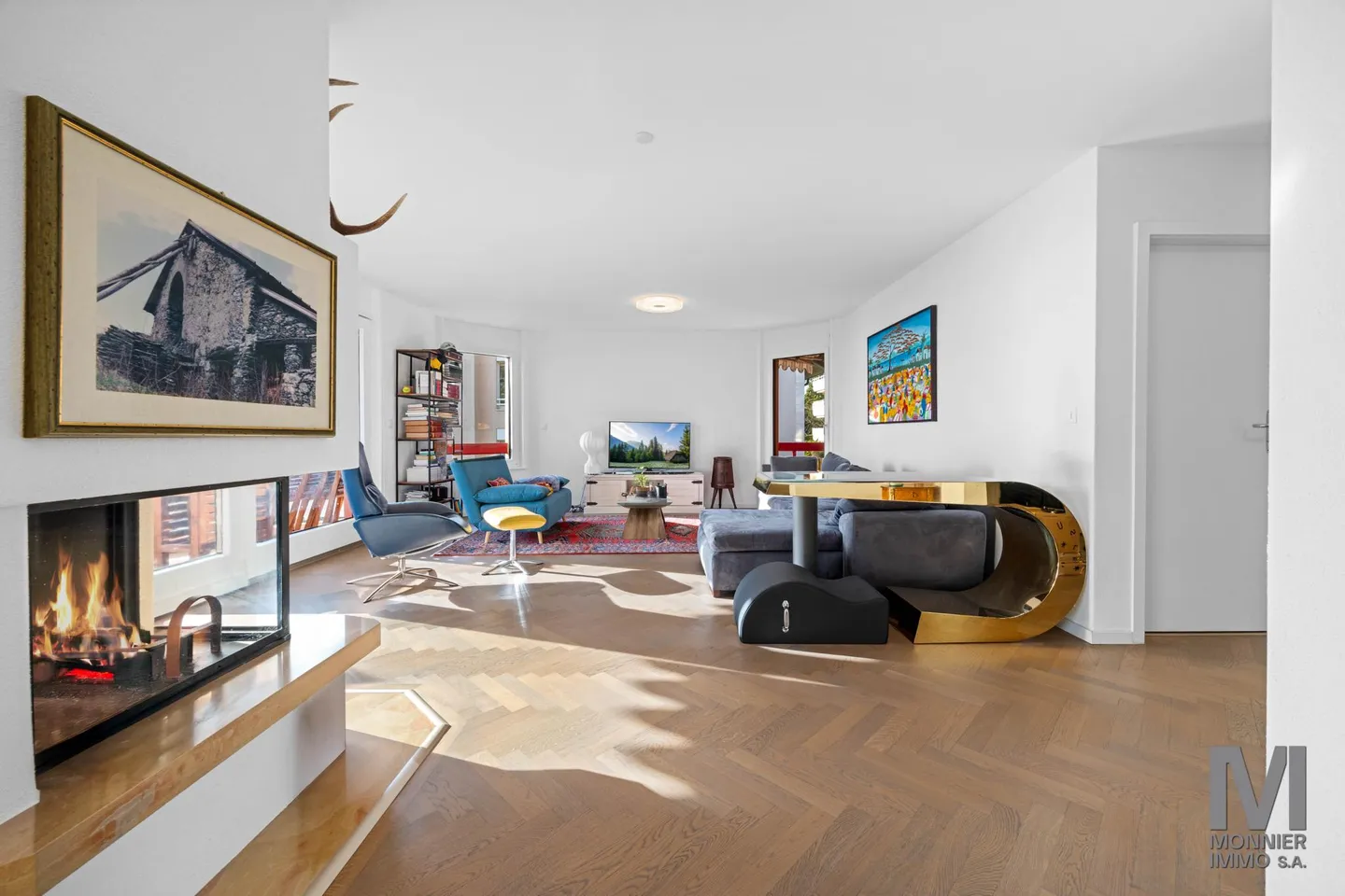 Appartement Magnifique avec Vue Lac - Photo 2 sur 12