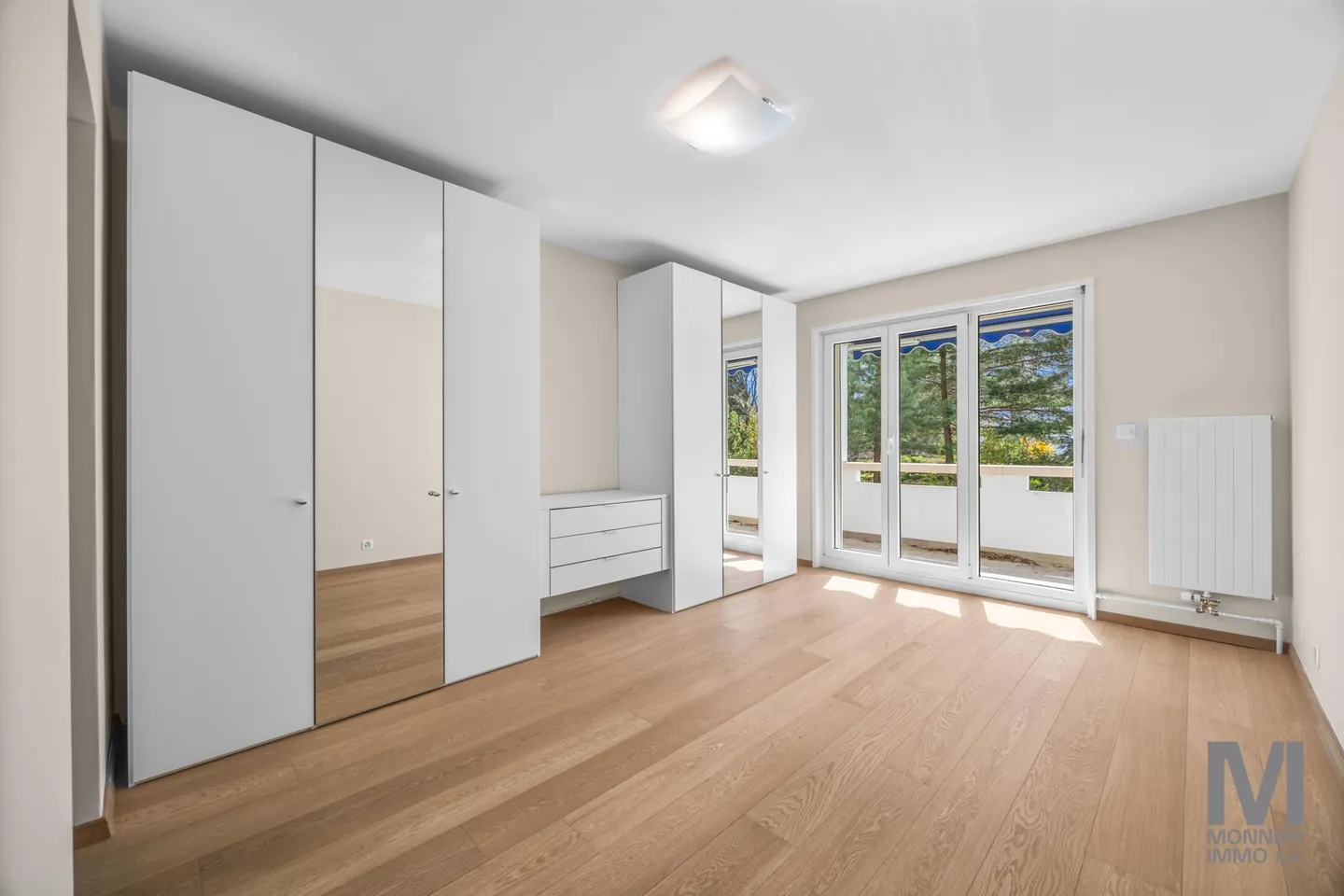 Superb 5-room apartment in the heart of Chailly - Photo 5 of 13