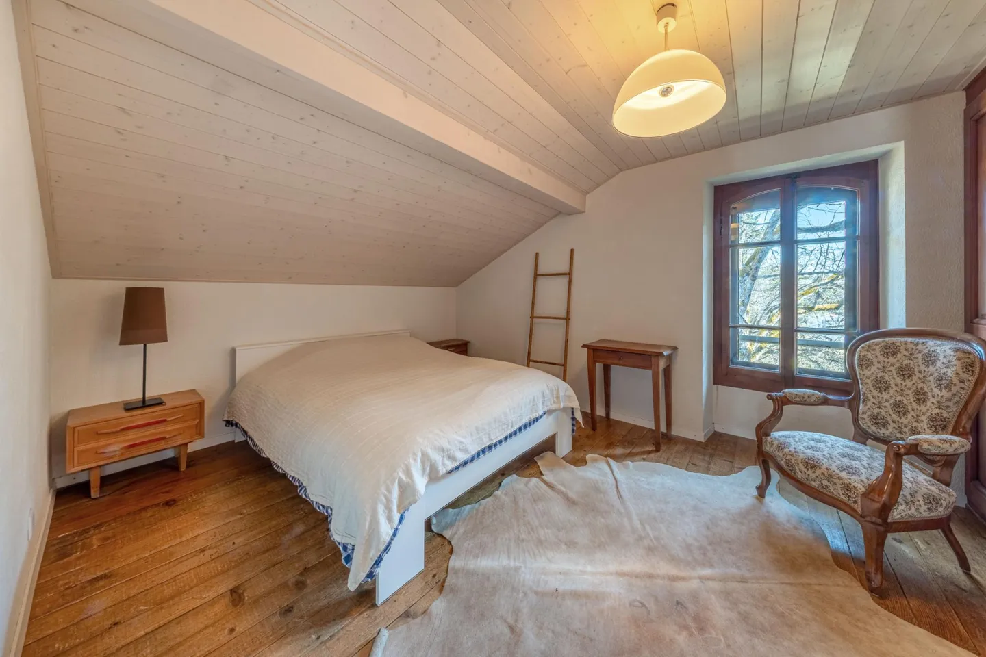 Schöne Immobilie mit 3 Wohnungen - Foto 3 von 4