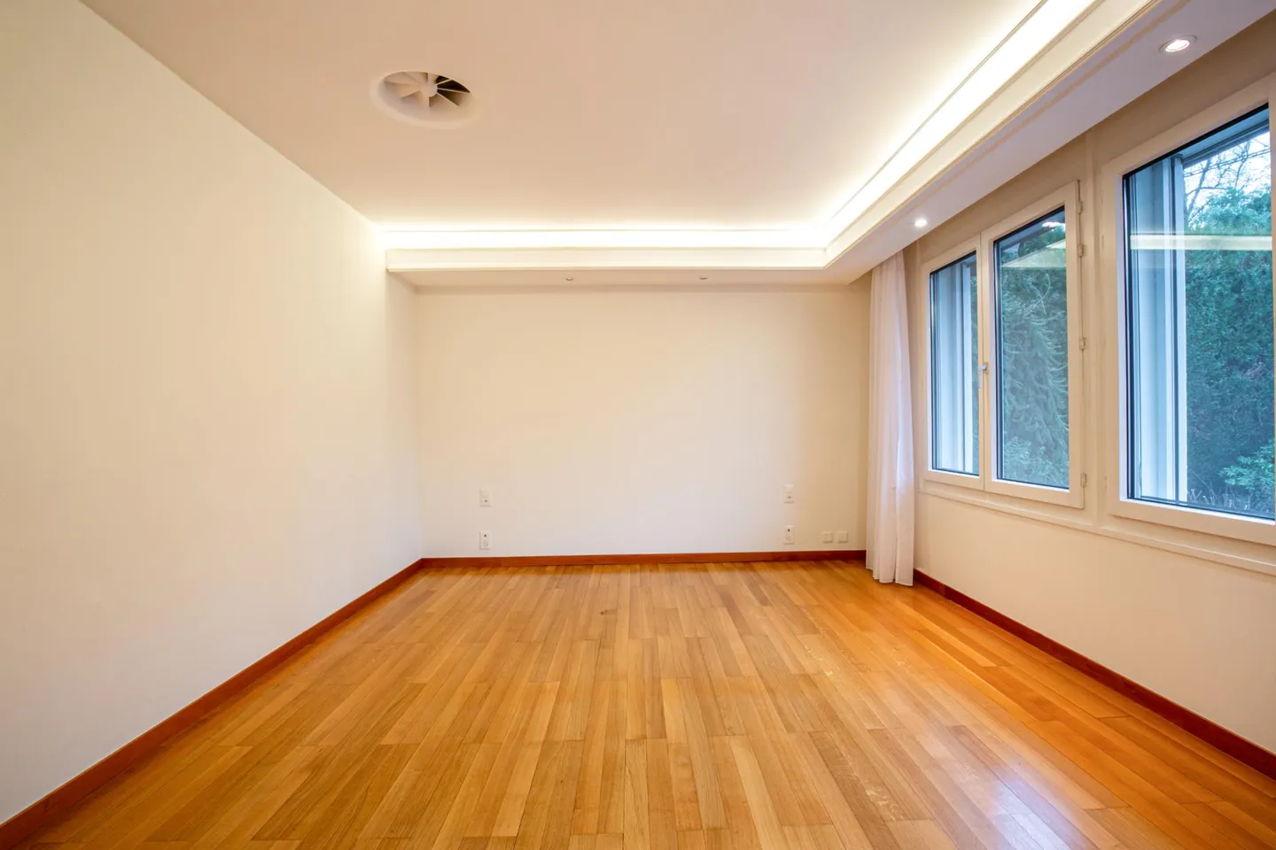 Einzelvilla mit Innenpool - Foto 6 von 10