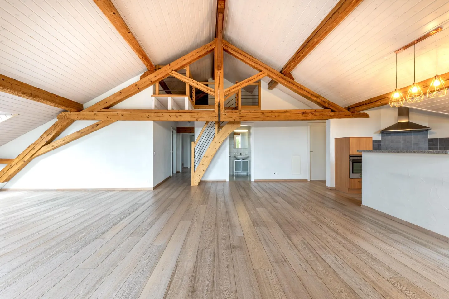 Charmante Penthousewohnung am Fuß des Waadtländer Jura - Foto 1 von 11