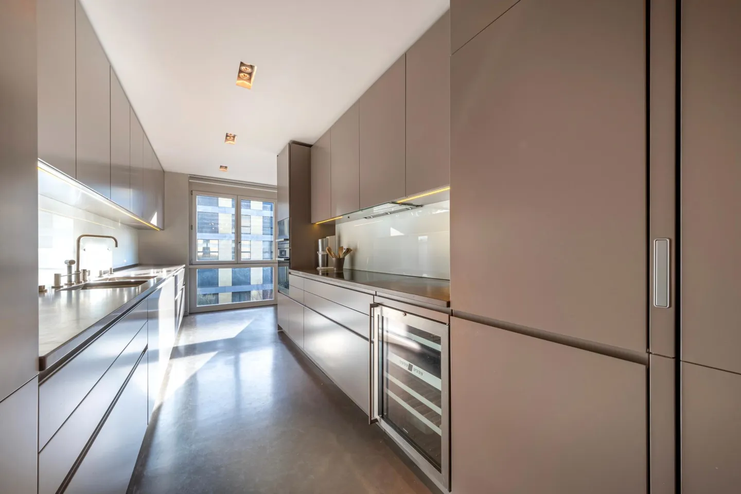 Luxuswohnung in Grange-Canal - Foto 4 von 6