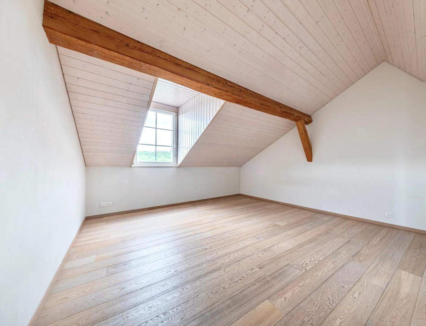 Charmante Penthousewohnung am Fuß des Waadtländer Jura - Foto 8 von 11