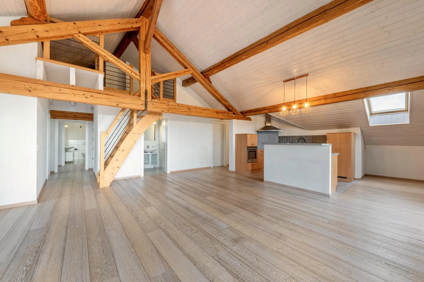Charmante Penthousewohnung am Fuß des Waadtländer Jura - Foto 3 von 11