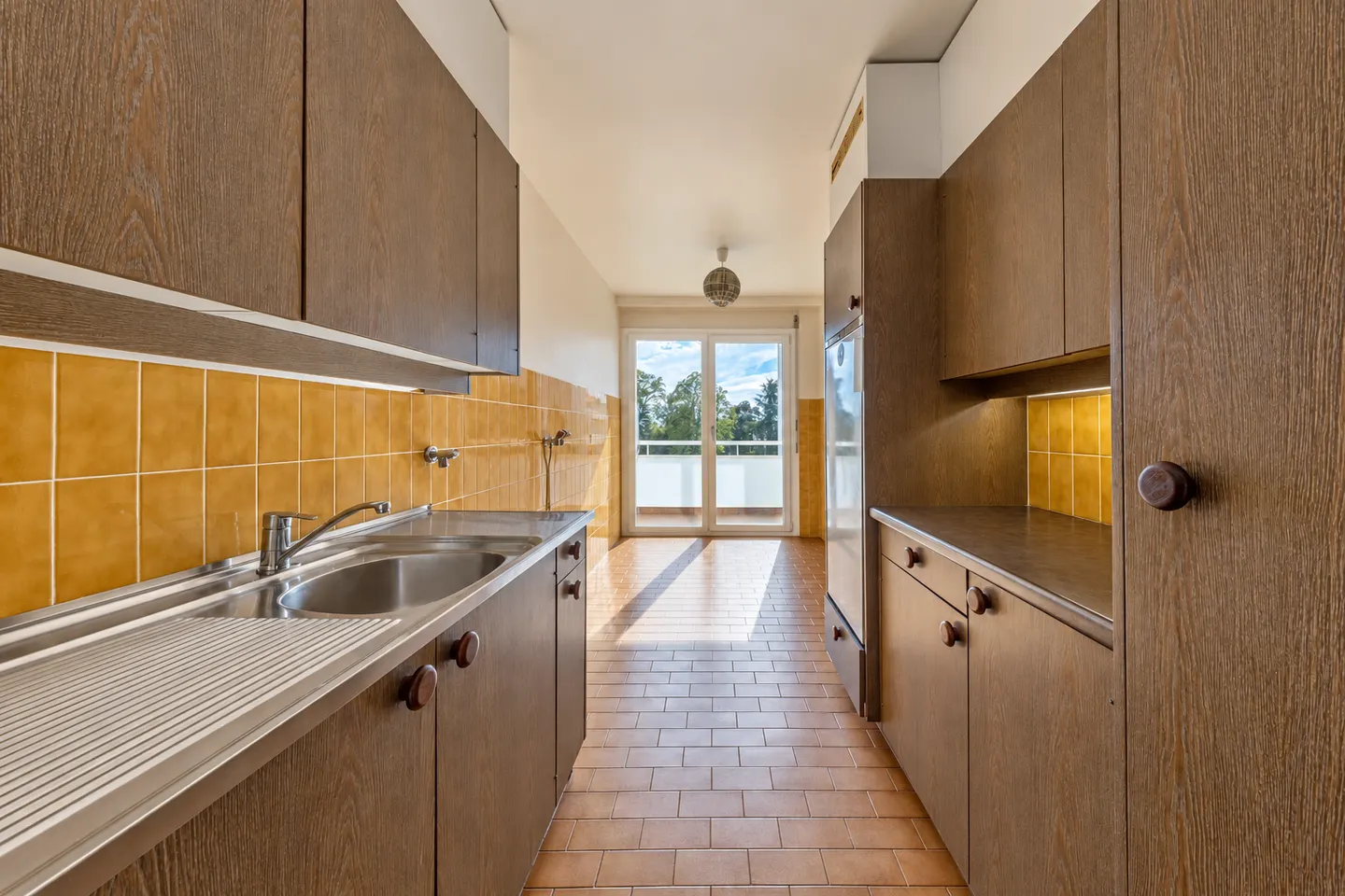 Pleasant 4-room apartment just steps from the lake - Photo 5 of 7