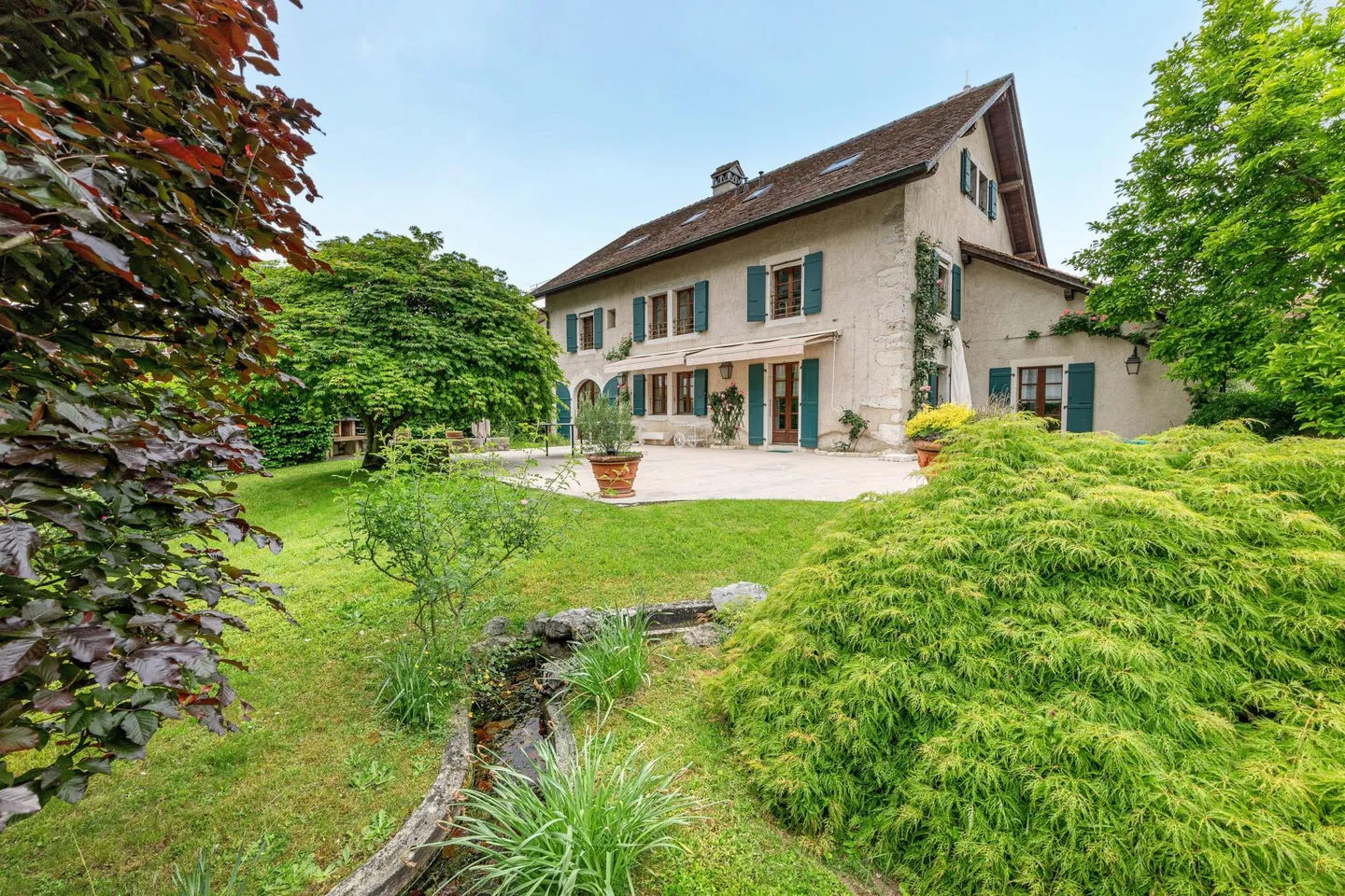 Superb farmhouse in a bucolic setting - Photo 1 of 8