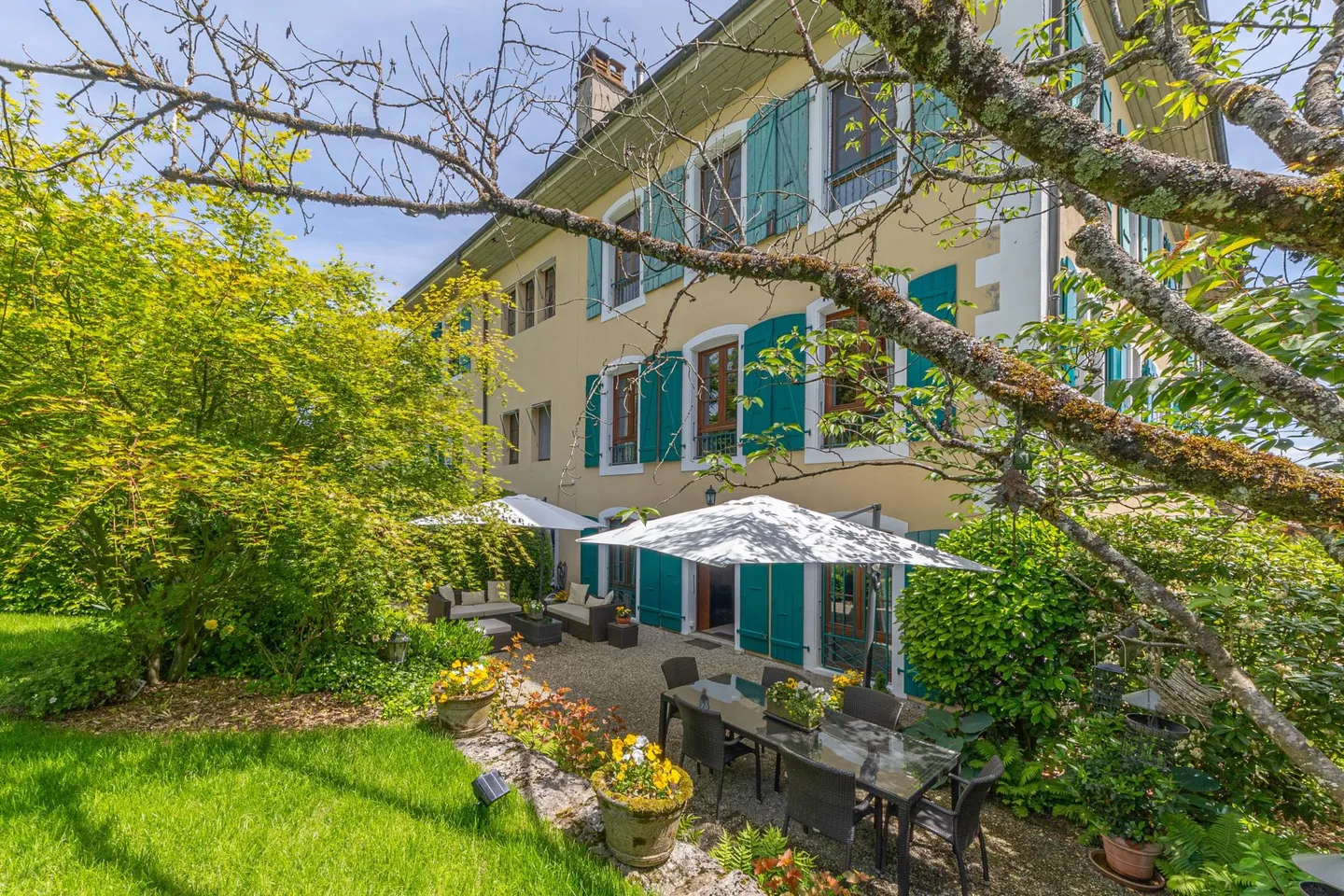 Raffiniertes Duplex in einem historischen Anwesen - Foto 1 von 5