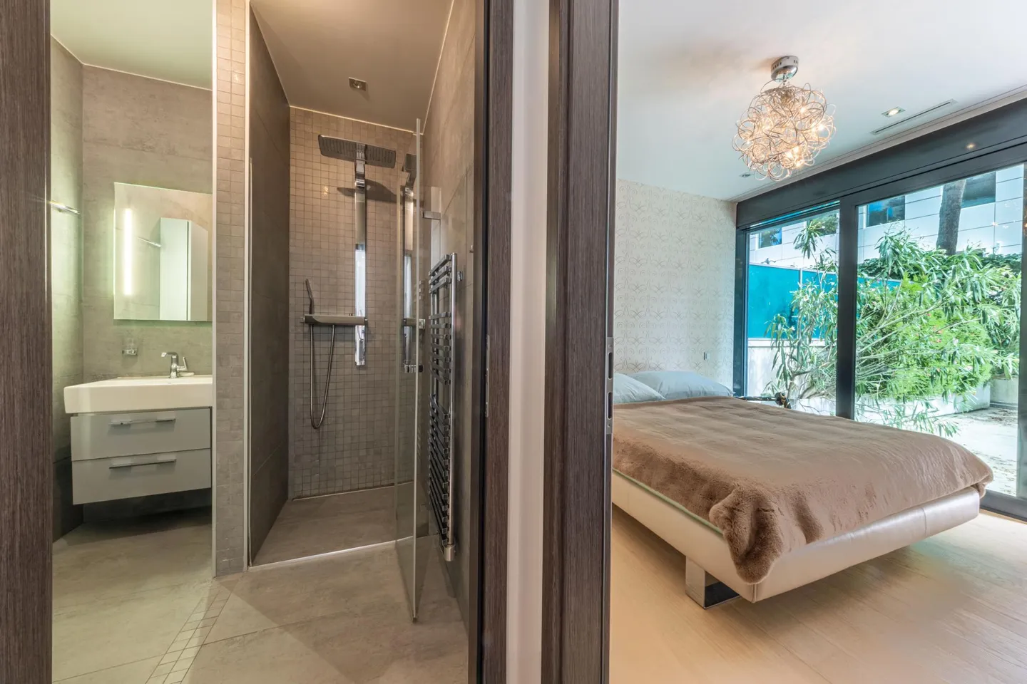 Elegant apartment in a high-end residence - Photo 7 of 10