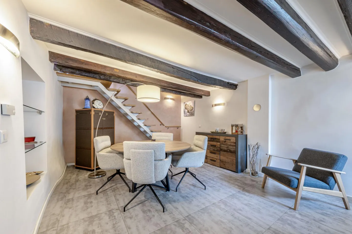 Affascinante casa di villaggio - Foto 3 di 7