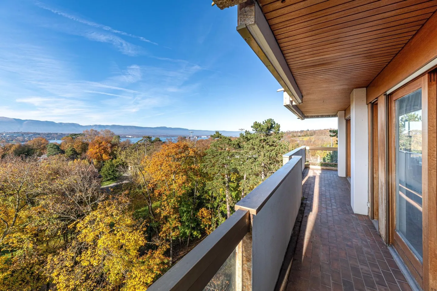 Prime location and lake view - Photo 1 of 6