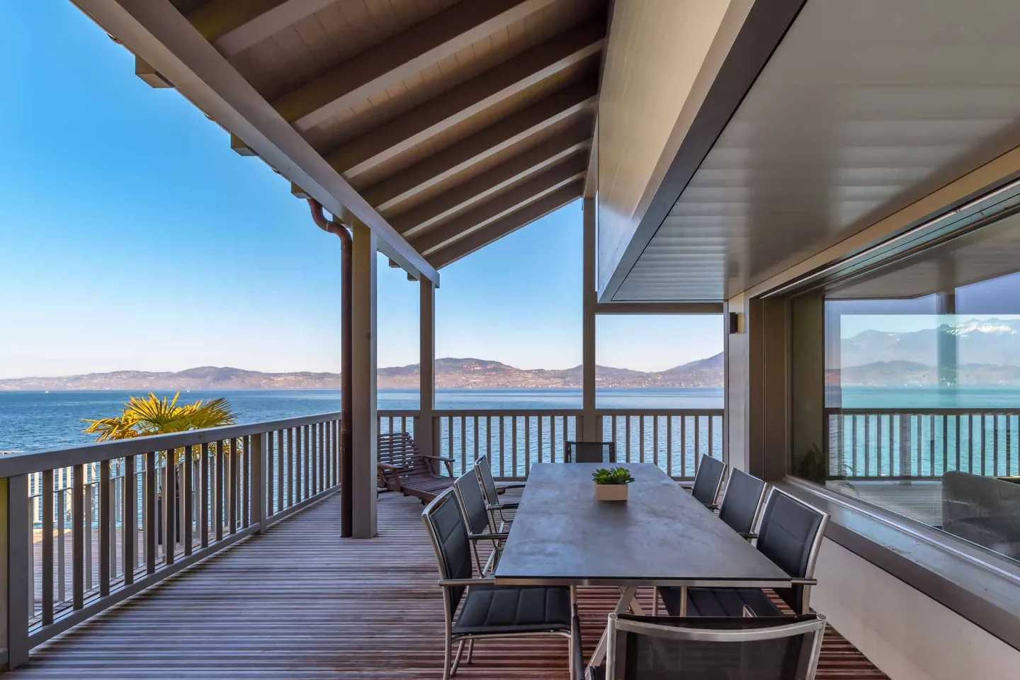 Rare 6.5-room waterfront house for sale in St-Gingolph - Photo 7 of 10