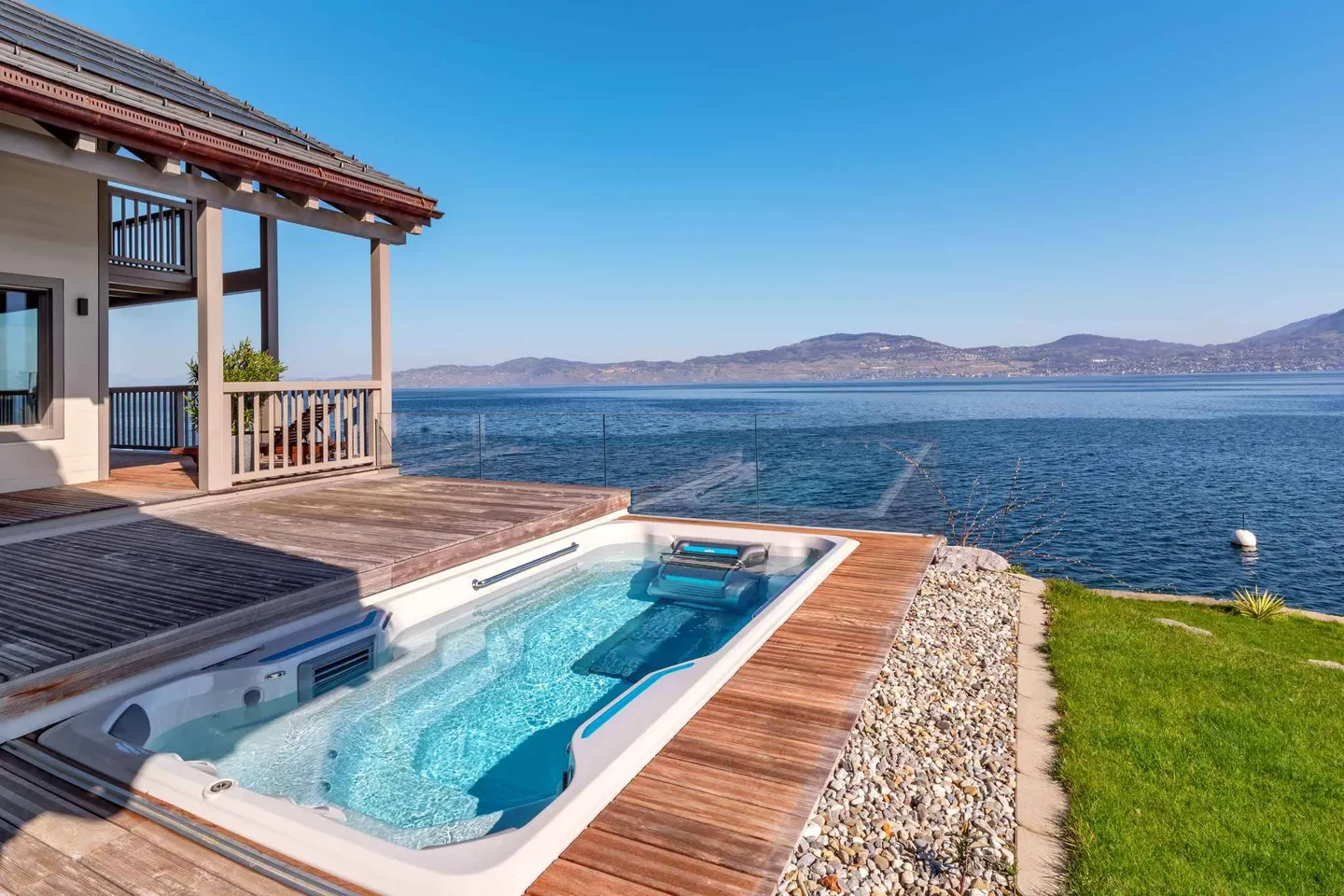Rare 6.5-room waterfront house for sale in St-Gingolph - Photo 6 of 10