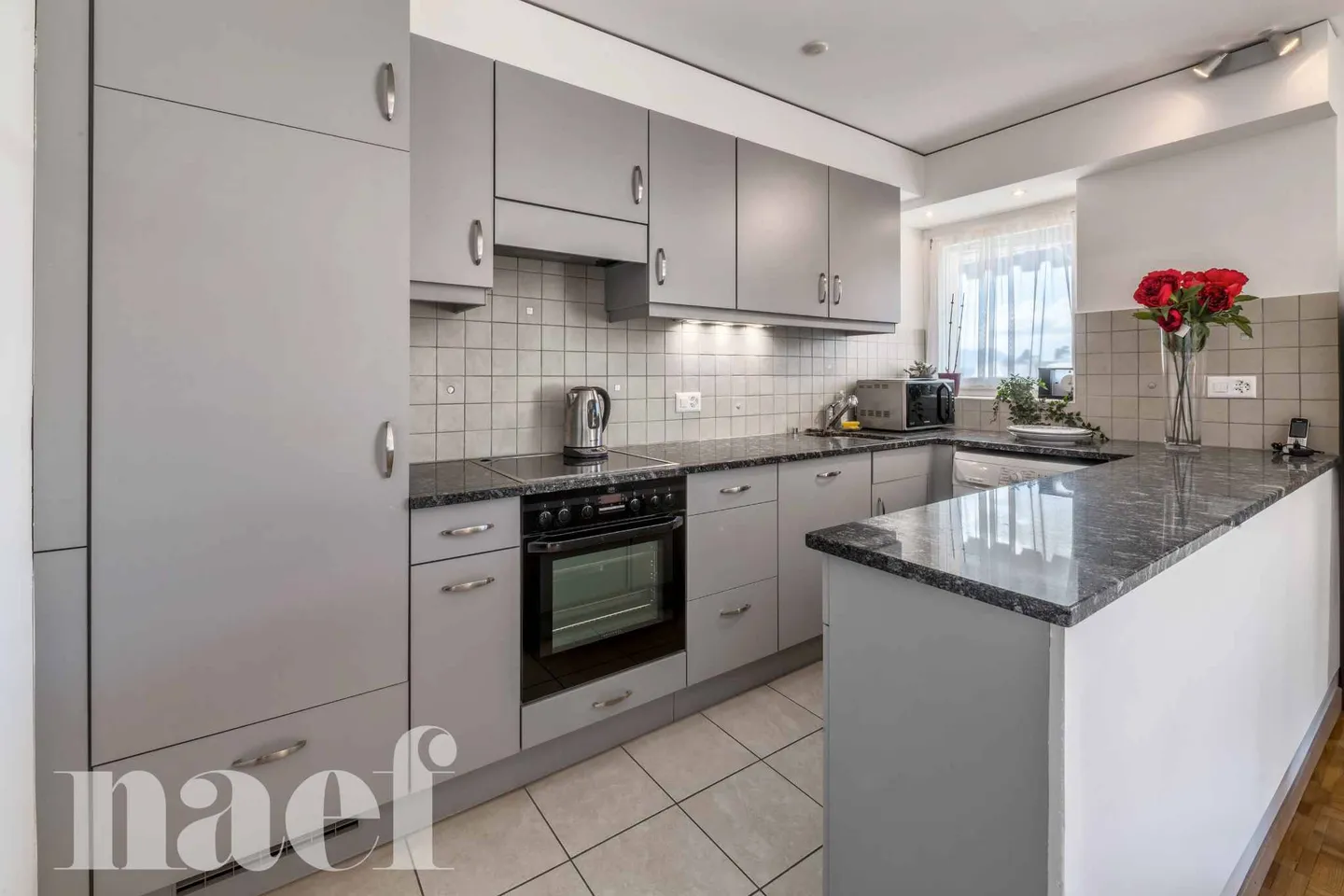 Schöne 3,5-Zimmer-Wohnung nur wenige Schritte vom Hafen in Clarens zu verkaufen - Foto 10 von 10
